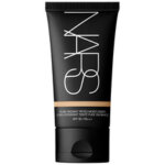 Pure Radiant Tinted Moisturizer Niisutaja