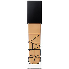 Natural Radiant Longwear Foundation 10