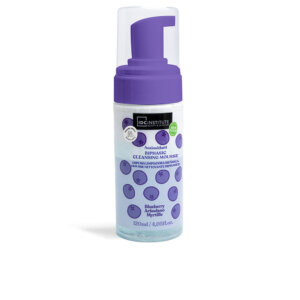 Antioxidant Cranberry Cleansing Foam