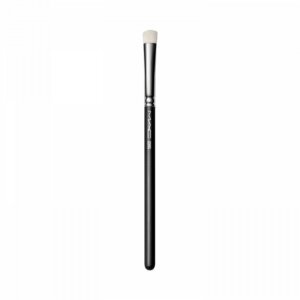 MAC Eye Shader Brush