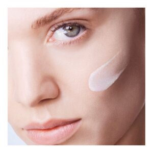 Lancome UV EXPERT SUPRA SCREEN invisible UV serum SPF50+ 40 ml