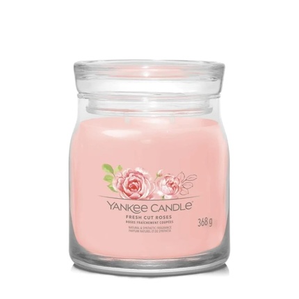 Fresh Cut Roses Signature Candle 368 g
