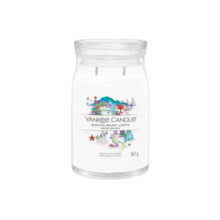 Magical Bright Lights signature Candle 567 g